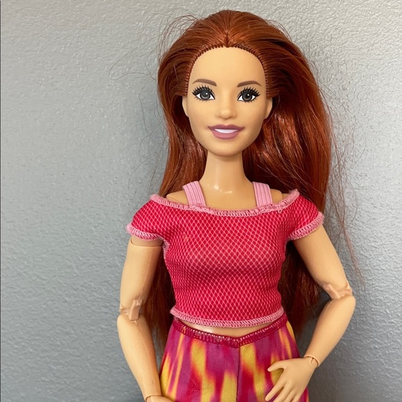 Made to Move Barbie, Curvy, Red Hair - Picture 1 of 6